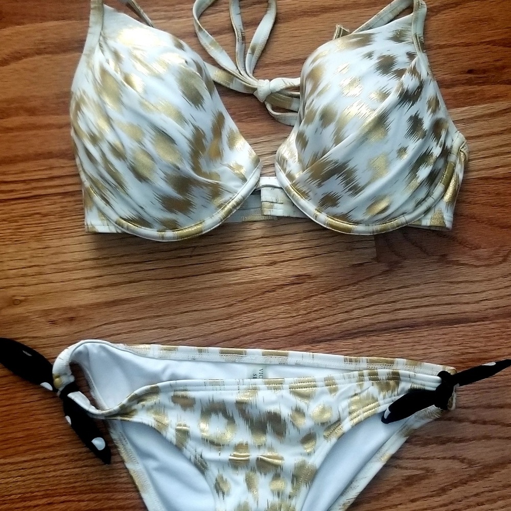Victoria secret pushup cheetah bikini